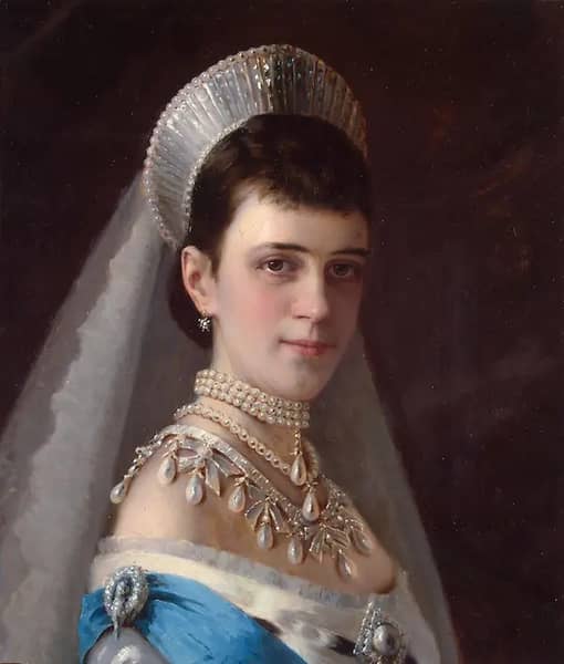 Portrait of Empress Maria Fyodorovna in a Head Dress Decorated with Pearls | Oil Painting Reproduction